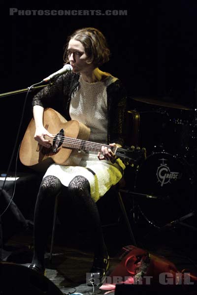 SIMONE WHITE - 2008-04-10 - PARIS - La Maroquinerie - Simone White